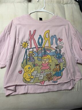 Korn Cropped Pink Graphic Tee